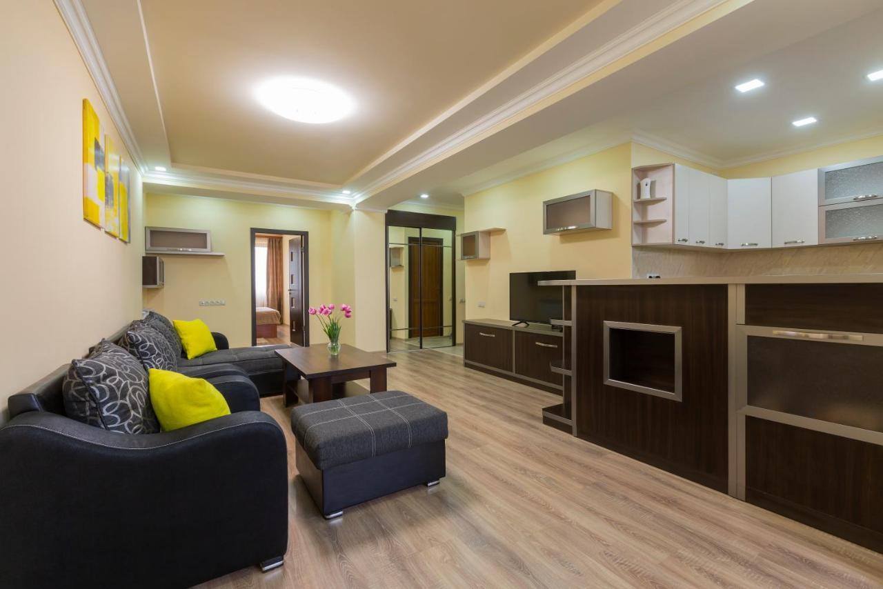 Umba Apartment N5 - Balcony And Mount Ararat View Yerevan Exterior photo